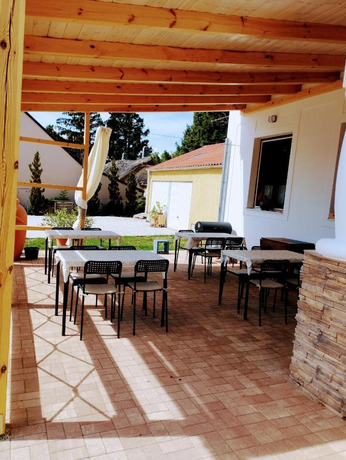 Regori Haz Hotel Balatongyörök Buitenkant foto