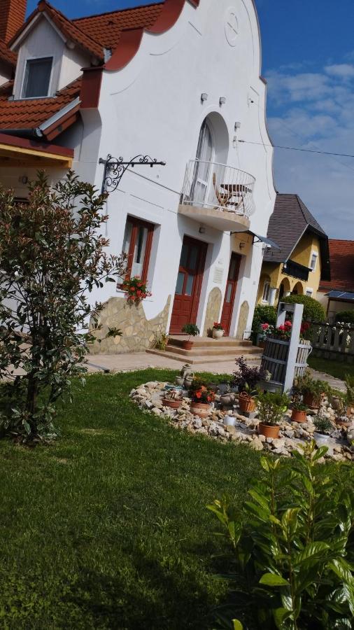 Regori Haz Hotel Balatongyörök Buitenkant foto